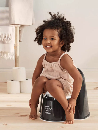 BabyBjorn Potty Chair - Black / White - 055256US