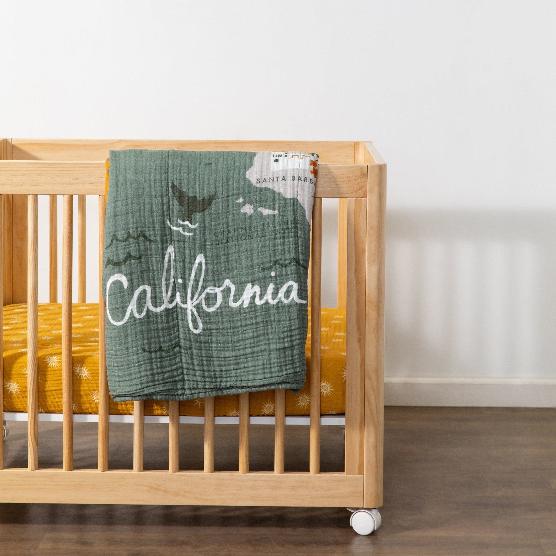 Babyletto All-Stages Midi Crib Sheet in GOTS Certified Organic Muslin Cotton - Golden Hour - T26933