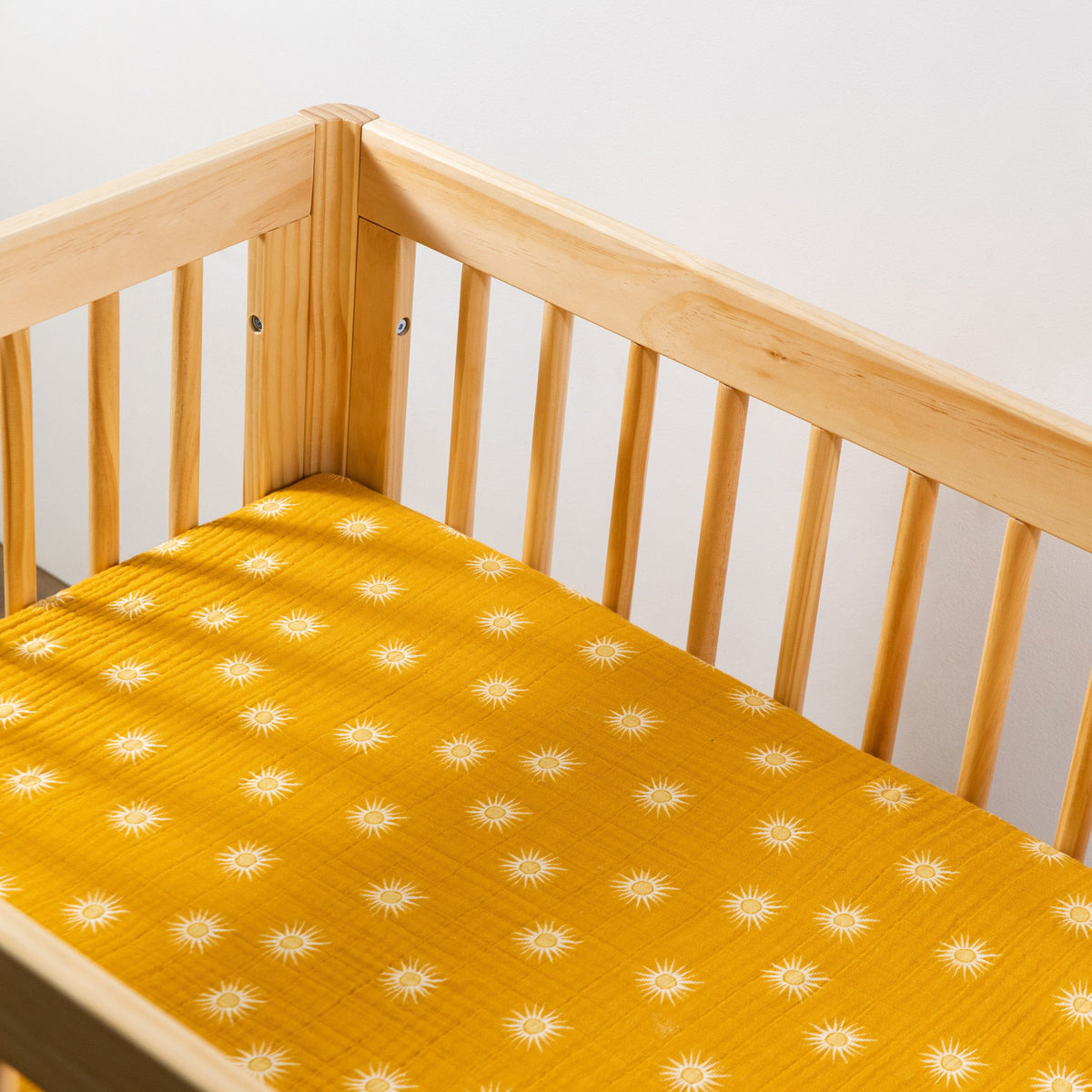Babyletto All-Stages Midi Crib Sheet in GOTS Certified Organic Muslin Cotton - Golden Hour - T26933
