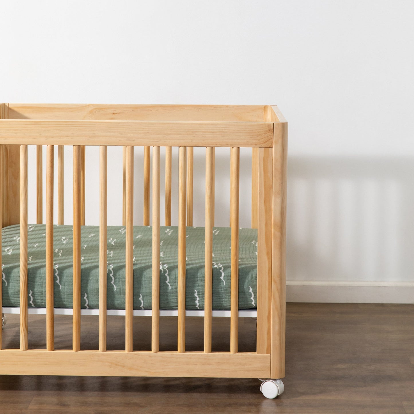 Babyletto All-Stages Midi Crib Sheet in GOTS Certified Organic Muslin Cotton - Ocean Waves - T27133