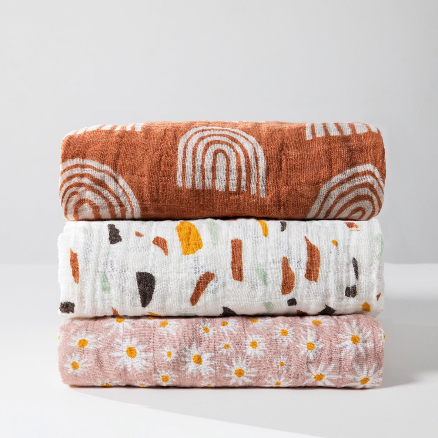 Babyletto Crib Sheet in GOTS Certified Organic Muslin Cotton-Daisy - T28035