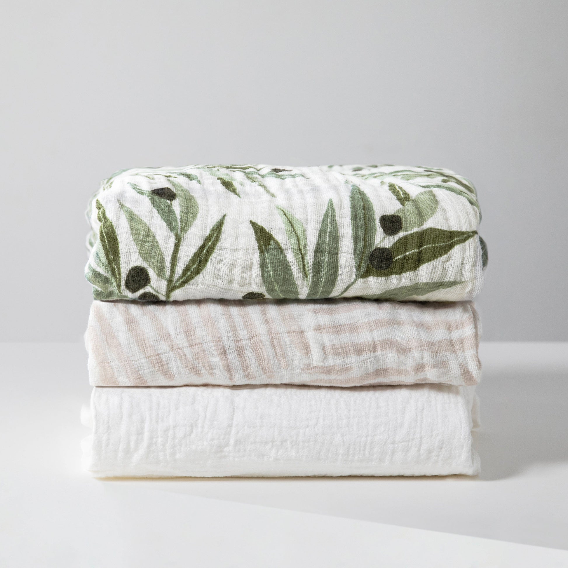 Babyletto Crib Sheet in GOTS Certified Organic Muslin Cotton-Oat Stripe - T29235