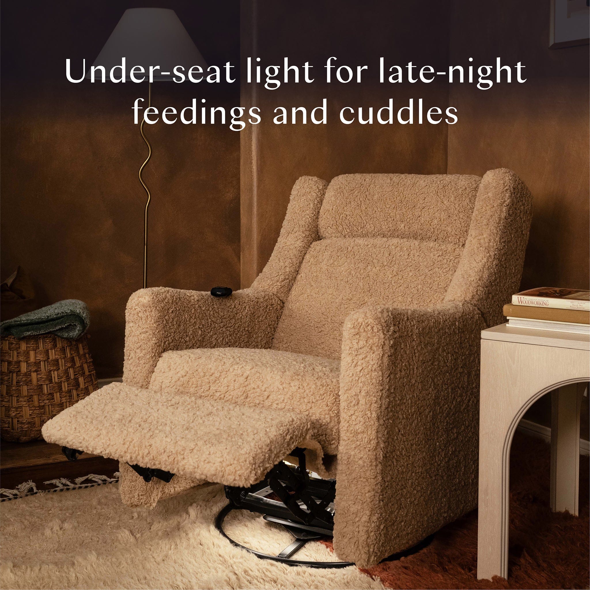 【Kiwi】TREL(トレル) オットマン Babyletto Kiwi Deluxe Power Recliner and Swivel Glider with Heat