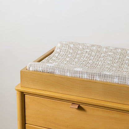 Babyletto Quilted Changing Pad Cover in GOTS Certified Organic Muslin Cotton - Beach Bum - T27037