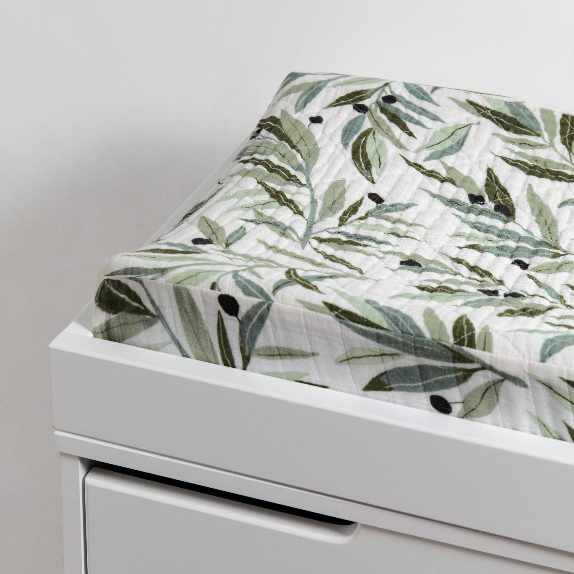 Babyletto Quilted Changing Pad Cover in GOTS Certified Organic Muslin Cotton - Olive Branches - T28237