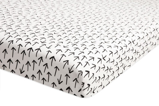 Babyletto Tuxedo Monochrome Arrows Mini Crib Sheet - T11565