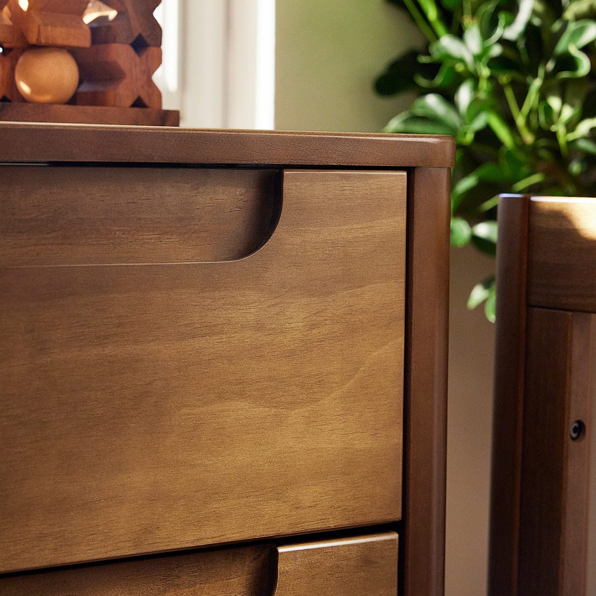 Babyletto Yuzu 6-Drawer Dresser, KD - Natural Walnut - M23426NL