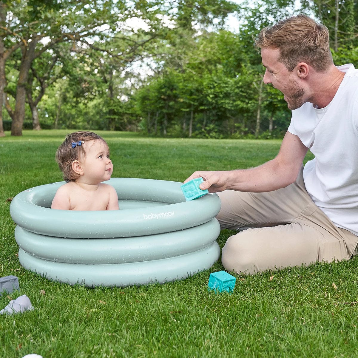 Babymoov Inflatable Bathtub and Kiddie Pool All In One - A019410