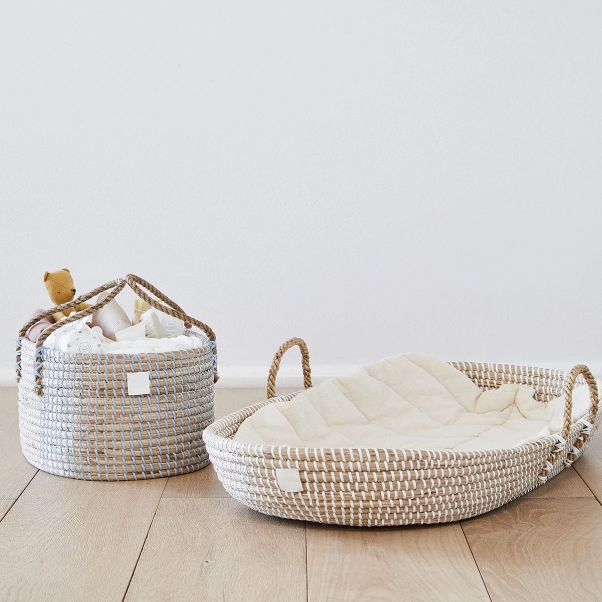 BEBE BASK LILY Diaper Caddy - Dove - BB-LILY-03CS