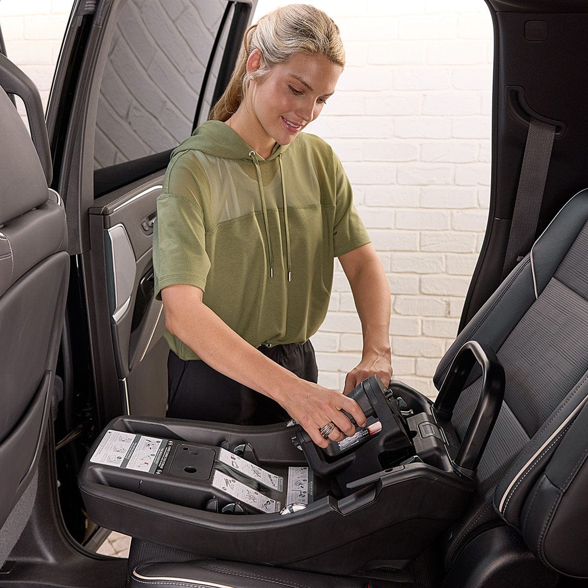 BOB Wilder EXTRA Infant Car Seat Base - S14747500