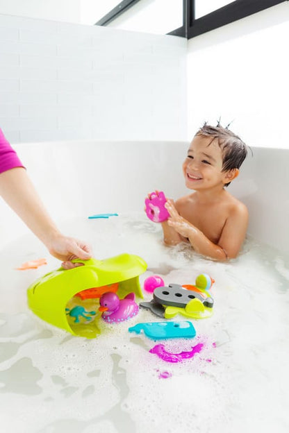 Boon Frog Pod Bath Toy Scoop