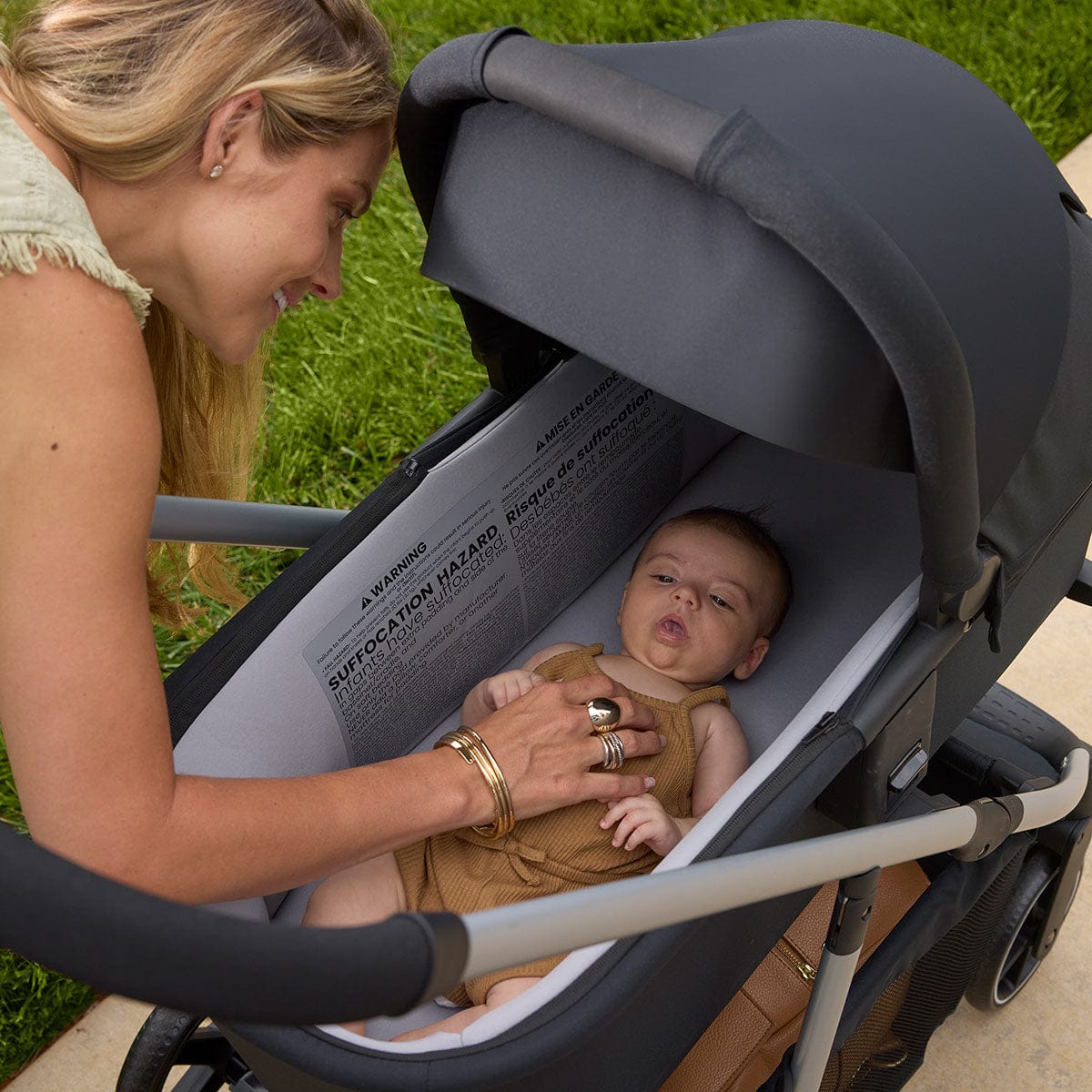 Britax Zinnia Bassinet for Brook, Brook+ and Grove Strollers - Black - S14747800