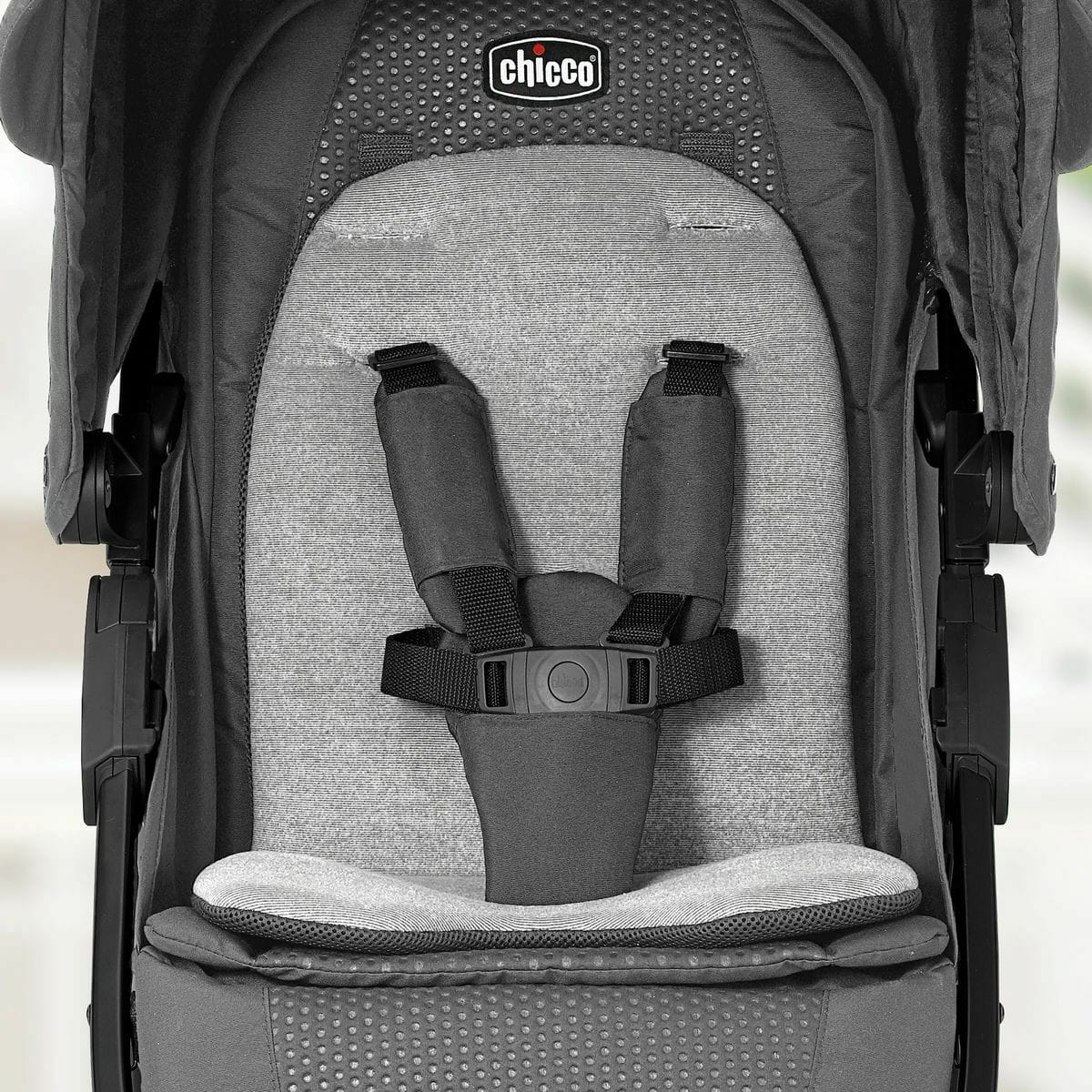 Chicco Bravo LE Trio Travel System - Genesis