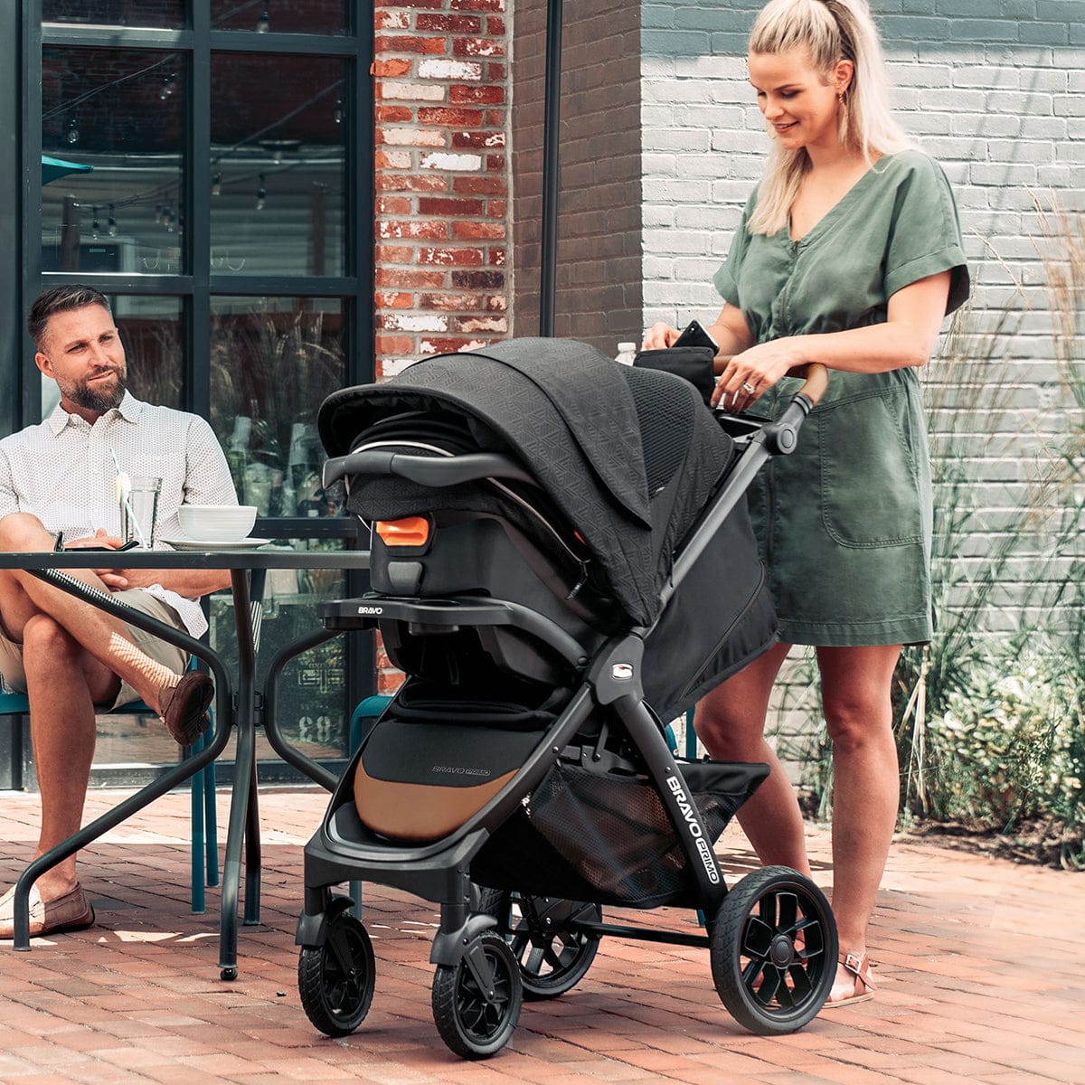 Chicco Bravo Primo Trio Travel System - Springhill - 04079682330070