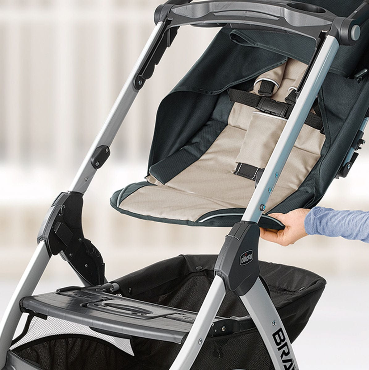 Chicco Bravo Trio Travel System - Indigo - 05079761510070