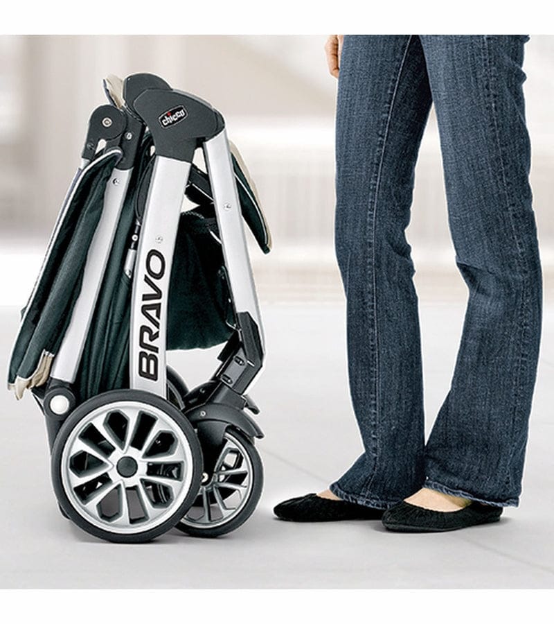 Chicco Bravo Trio Travel System - Poetic - 05079761080070