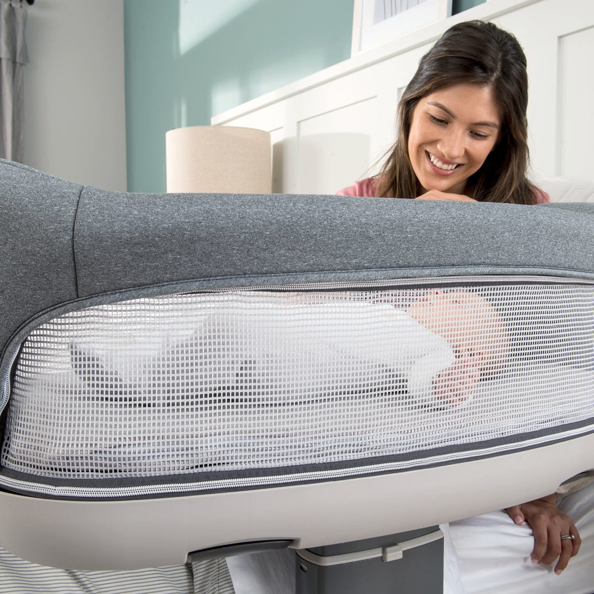 Chicco Close To You Bedside Bassinet - Heather Grey - 00079642400070