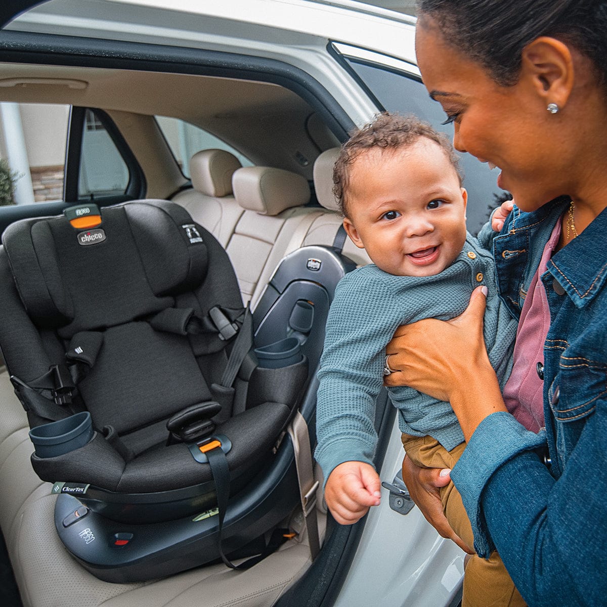 Chicco Fit360 ClearTex Rotating Convertible Car Seat - Black - 06079690950070
