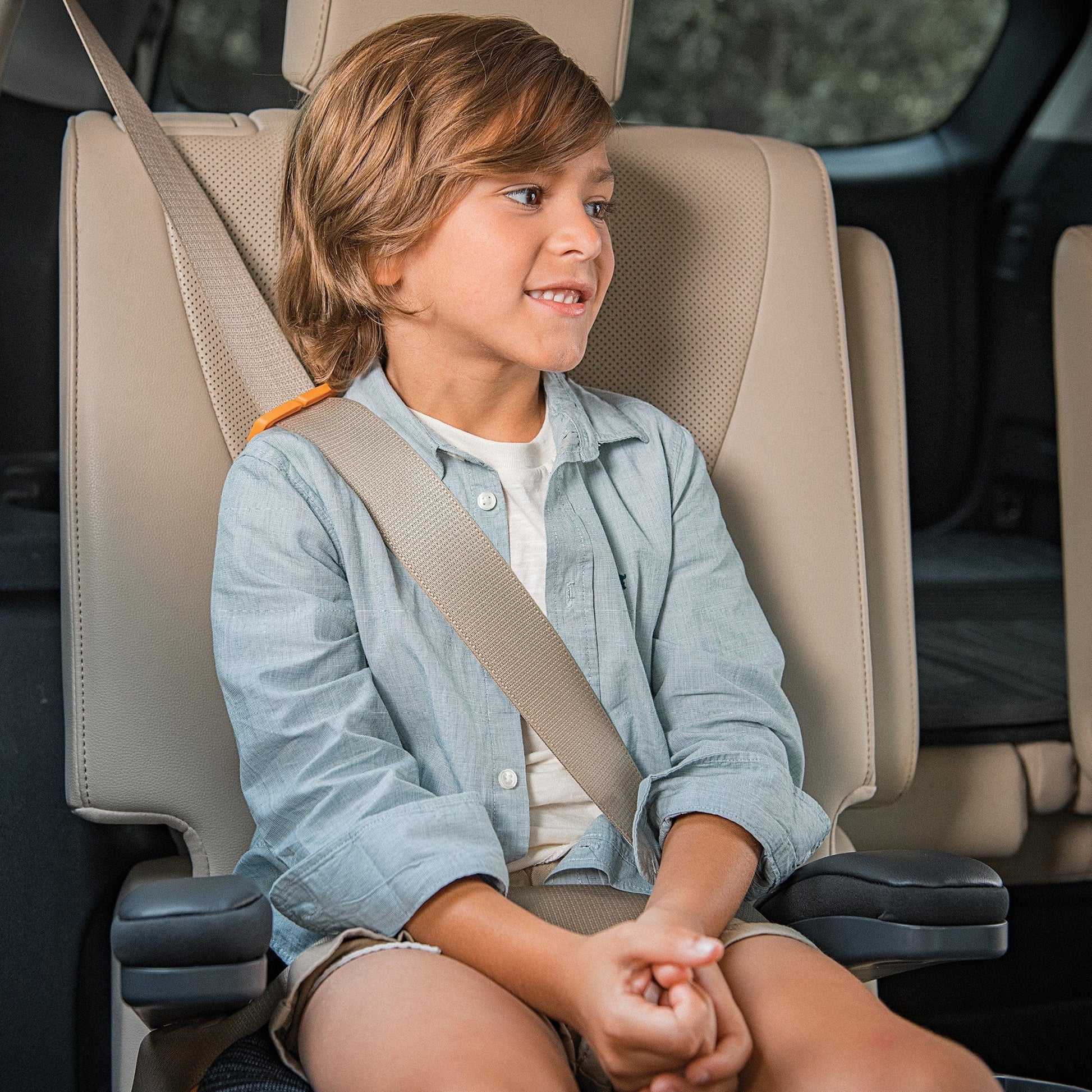 Chicco GoFit ClearTex Plus Backless Booster Car Seat - Obsidian - 08087106240070