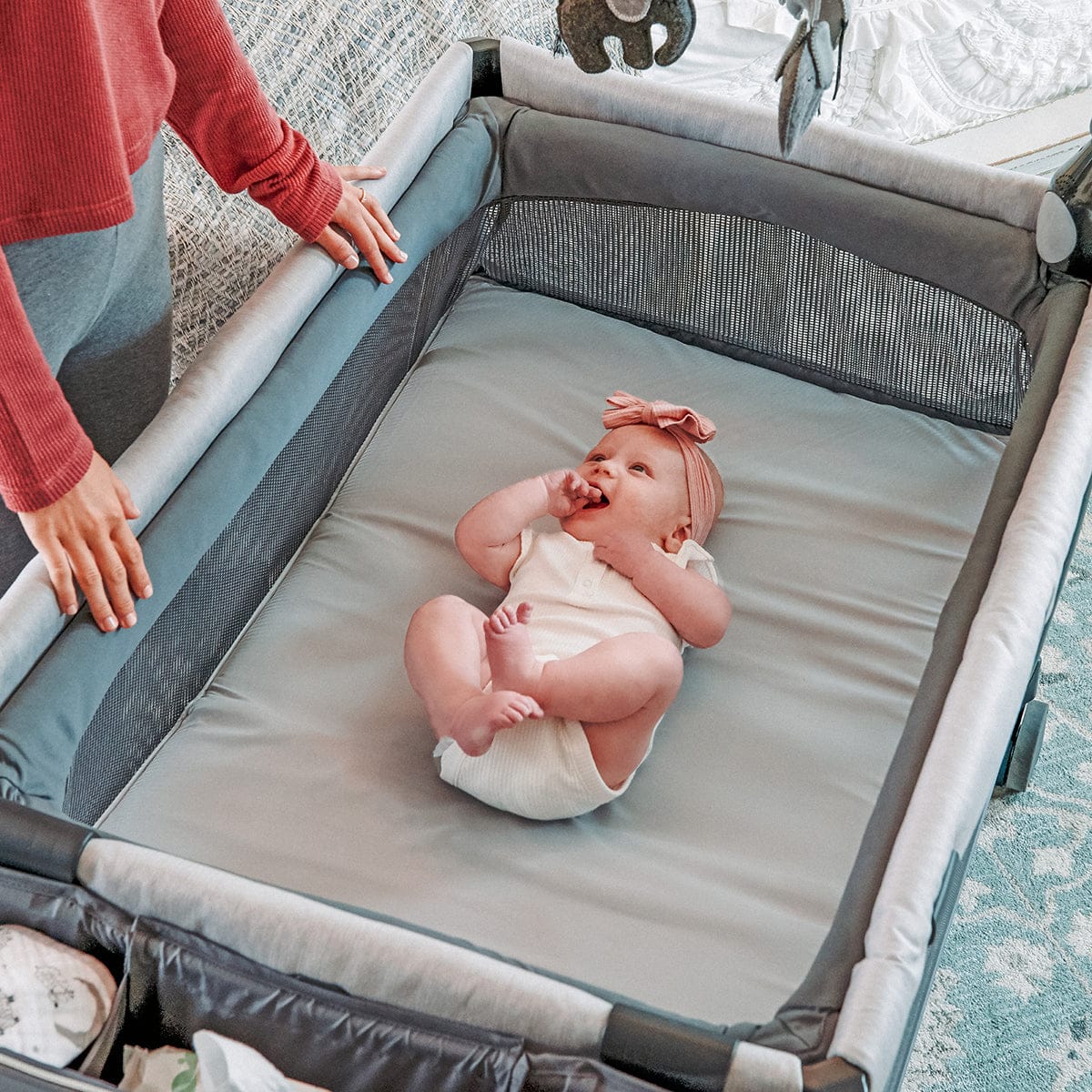 Chicco Lullaby Zip All-in-One Portable Playard - Driftwood - 06079754330070