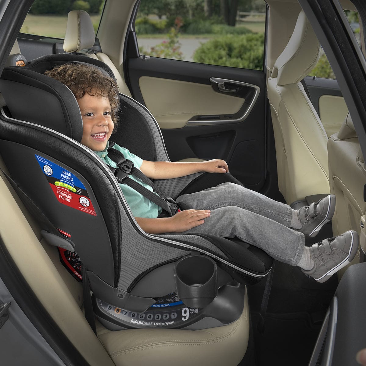 Chicco NextFit Zip Air Max Extended-Use Convertible Car Seat - Atmos