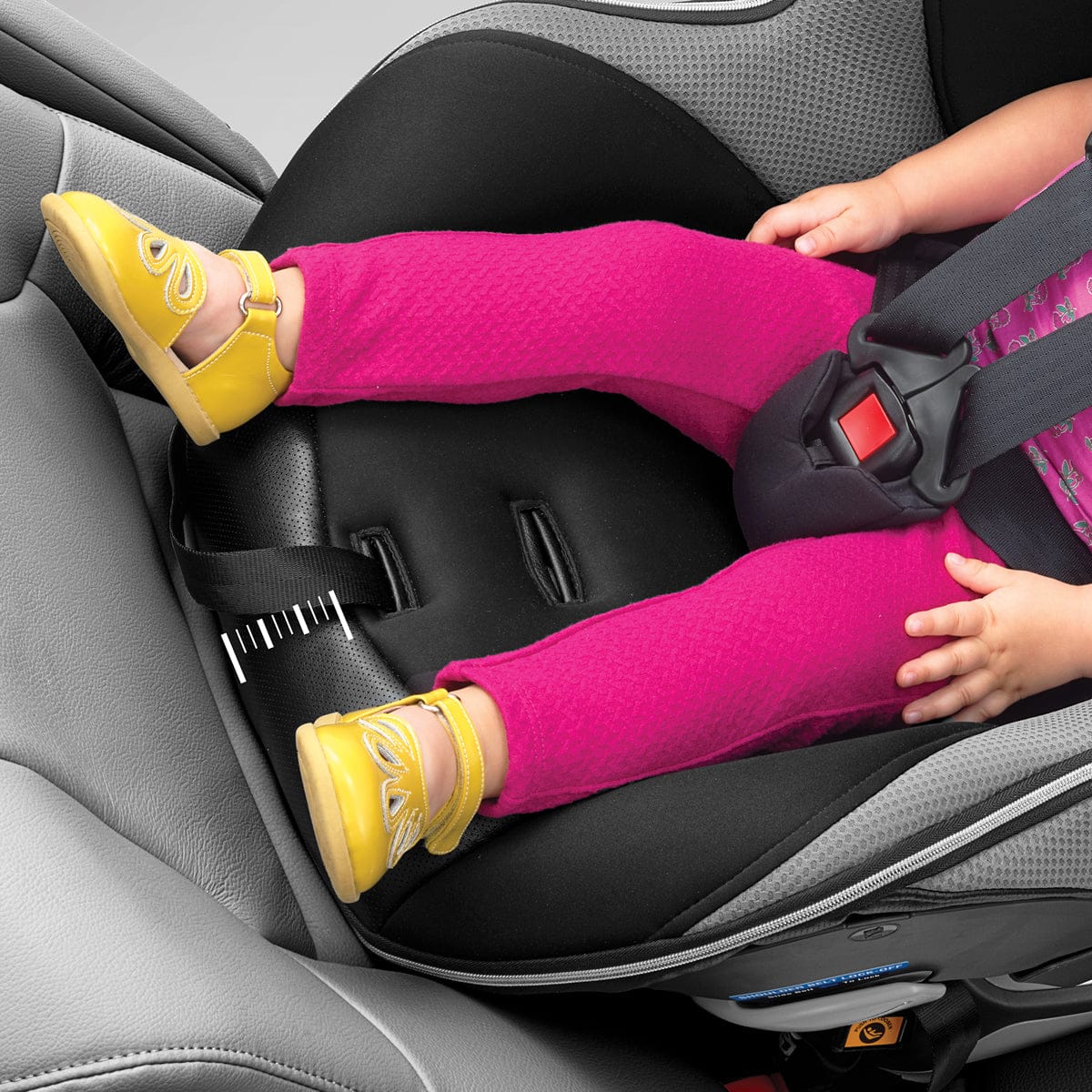 Chicco NextFit Zip Air Max Extended-Use Convertible Car Seat - Atmos