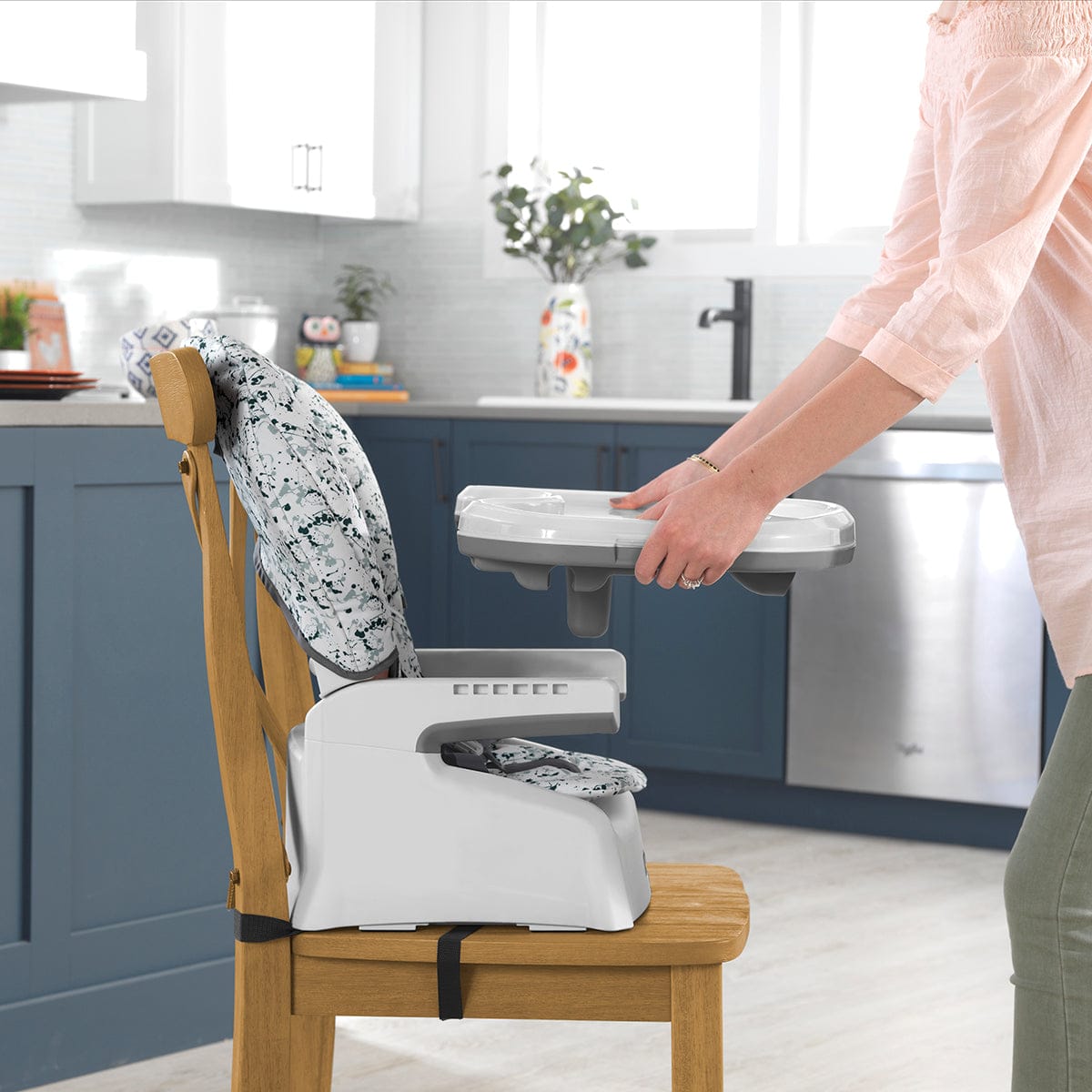 Chicco Snack Booster Seat - Paint - 06079607110070