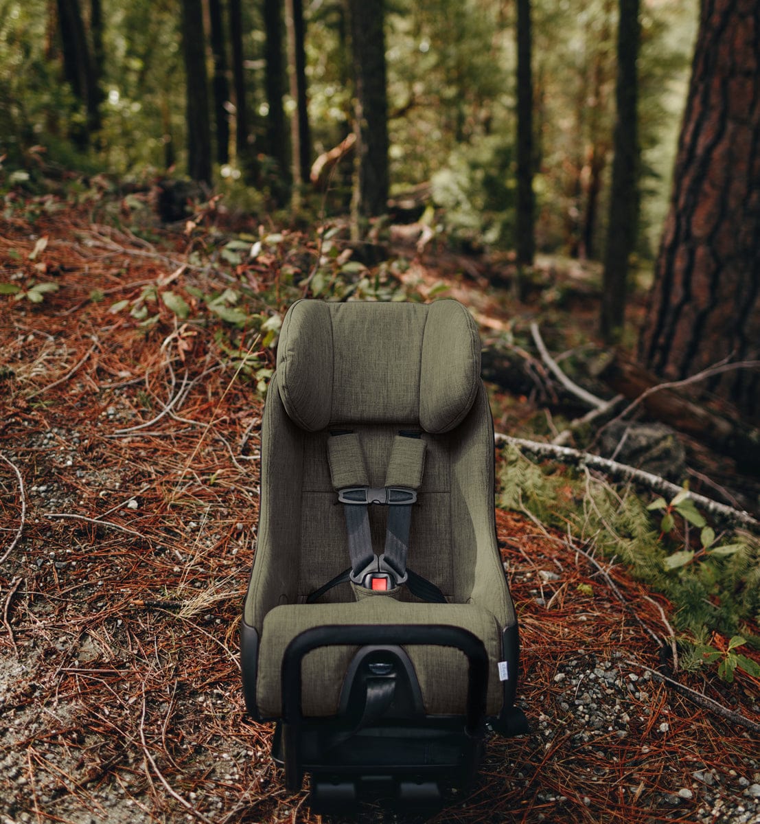 Clek 2017 Fllo Narrow Convertible Car Seat with Anti-Rebound Bar - Woodlands - FL17U1-MLTB