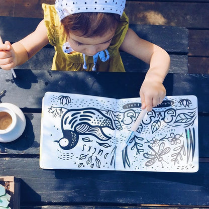 Color Me: Who's in the Ocean? Baby's First Bath Book - 9781682971413