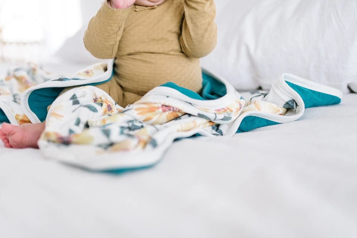 Copper Pearl 3-Layer Stretchy Quilt - Sunnie - X002BFJMC5