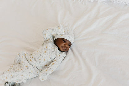 Copper Pearl Newborn Knotted Gown - Arlo - X002QRI4WR
