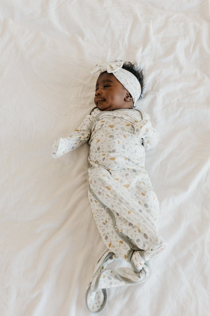 Copper Pearl Newborn Knotted Gown - Arlo - X002QRI4WR