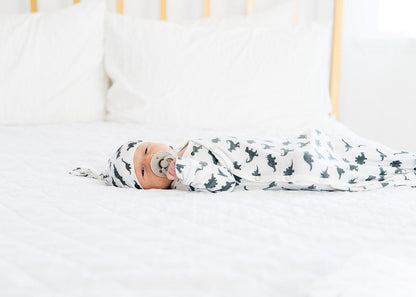 Copper Pearl Newborn Knotted Gown - Wild - X002BEK2TX