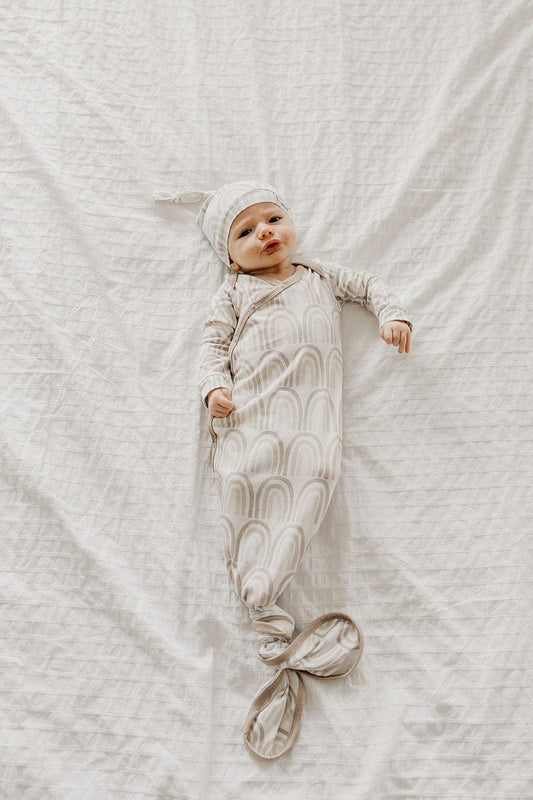 Copper Pearl Newborn Top Knot Hat - Bliss - X002VC9UPR