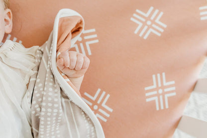 Copper Pearl Premium Fitted Crib Sheet - Mesa - X002QSLZTP