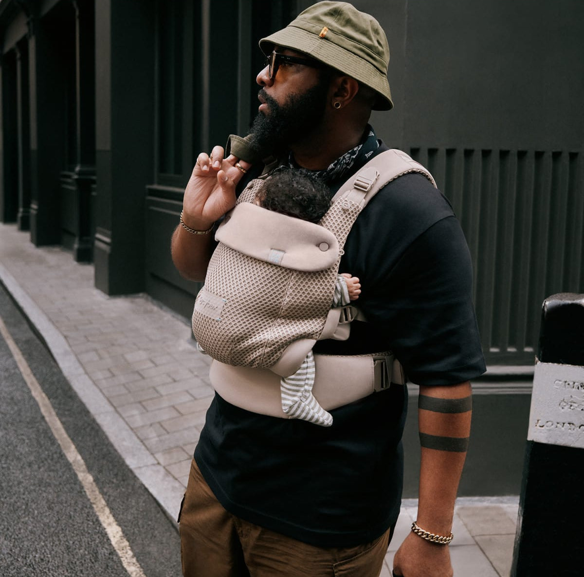 Cybex Amya Baby Carrier - Almond Beige - 526000596