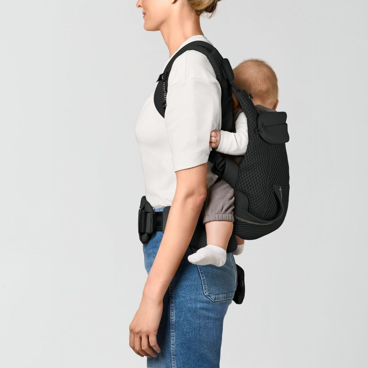 Cybex Laya Baby Carrier - Magic Black - 526000578