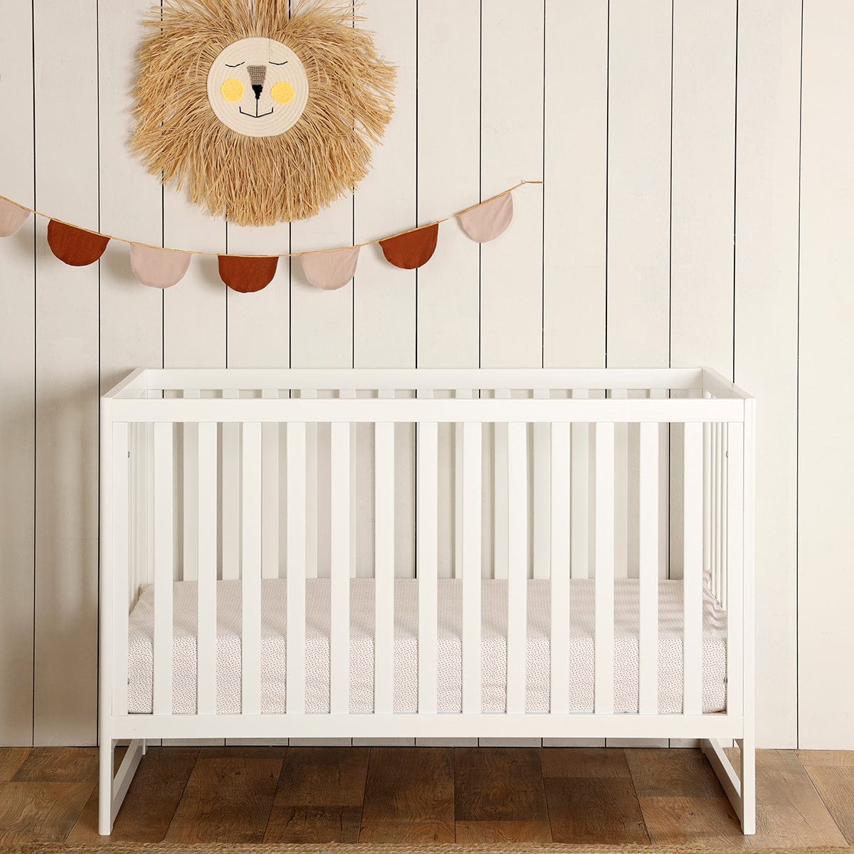 dadada Austin 3-in-1 Convertible Crib - White - 11001