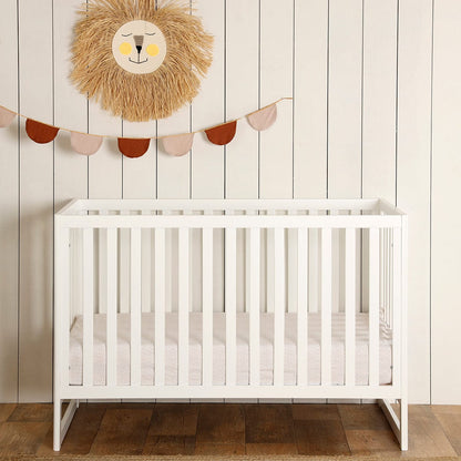 dadada Austin 3-in-1 Convertible Crib - White - 11001