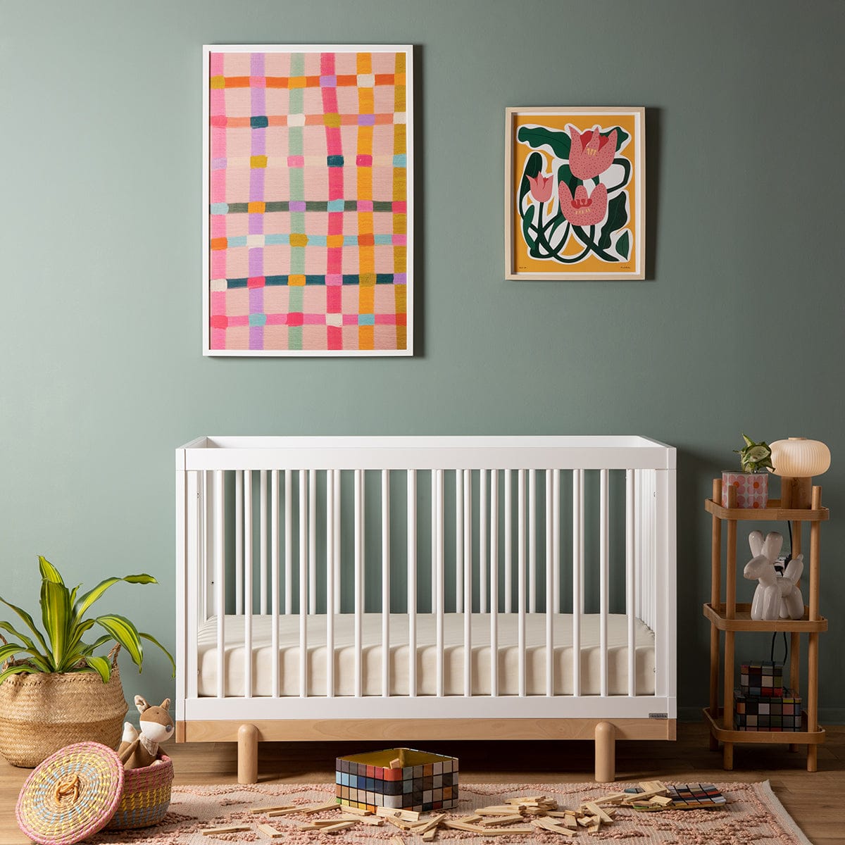 dadada Bliss 4-in-1 Convertible Crib - White / Natural - 15031-da