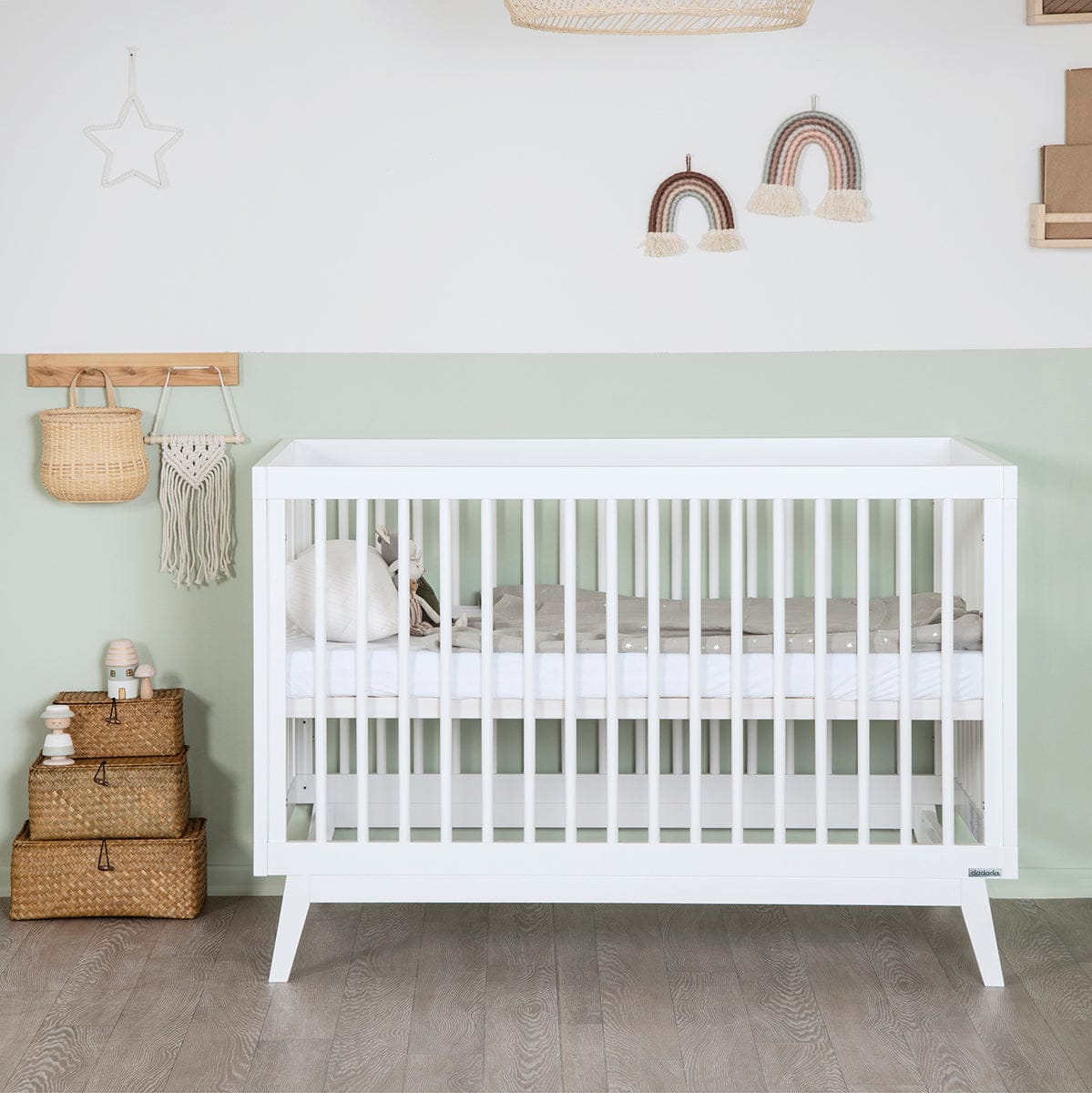 dadada Soho 3-in-1 Convertible Crib - White - 10401-DA