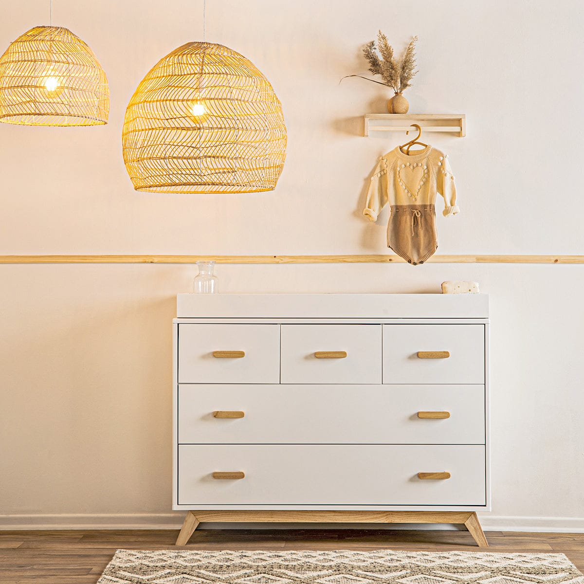 dadada Soho 5-Drawer Dresser - White / Natural - 413231-DA