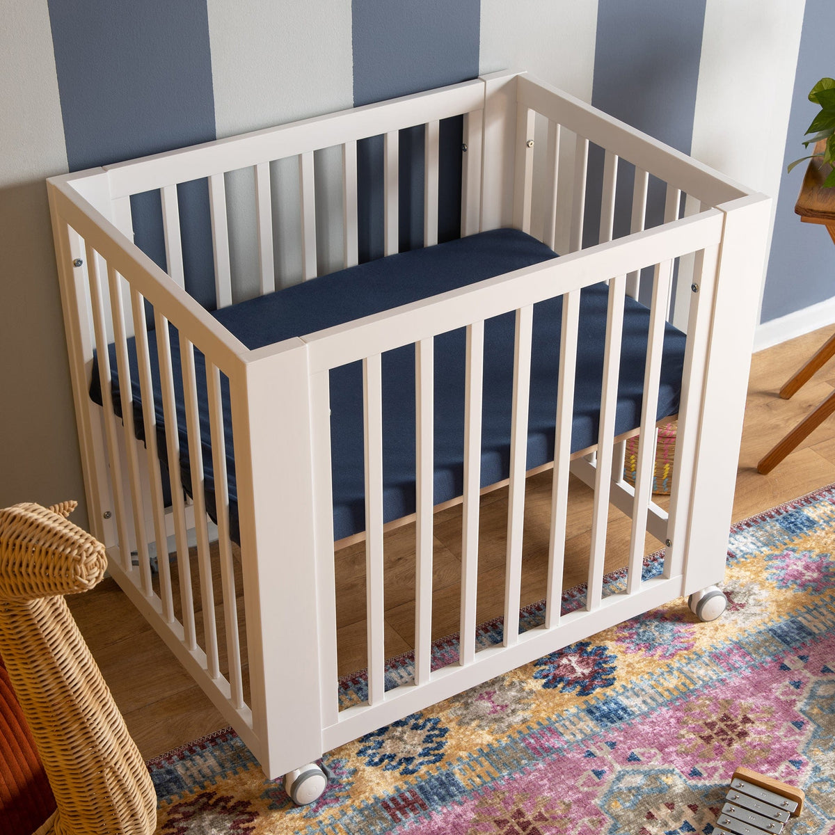 dadada Spirit 8-in-1 Convertible Crib - White - 16001-da