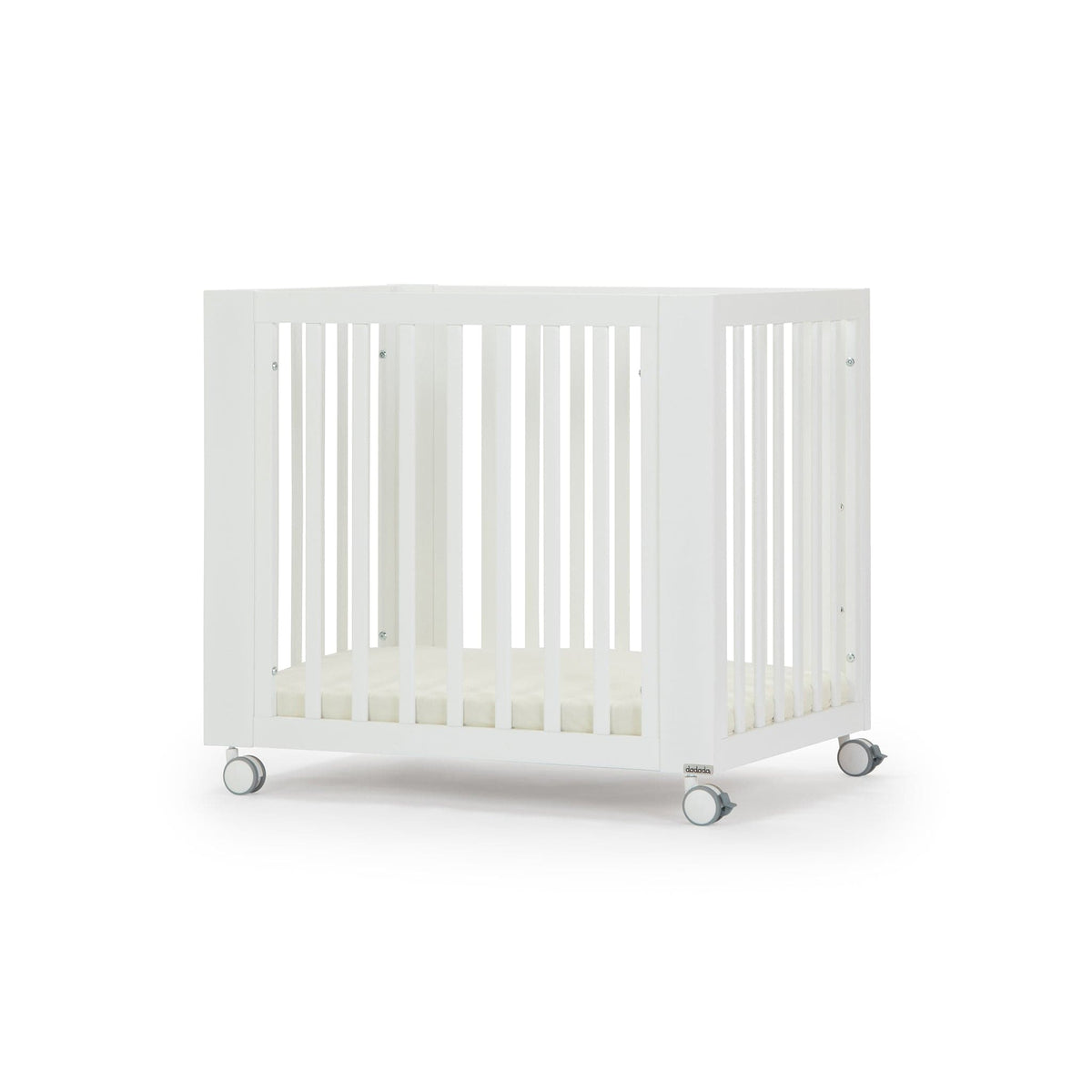 dadada Spirit 8-in-1 Convertible Crib - White - 16001-da