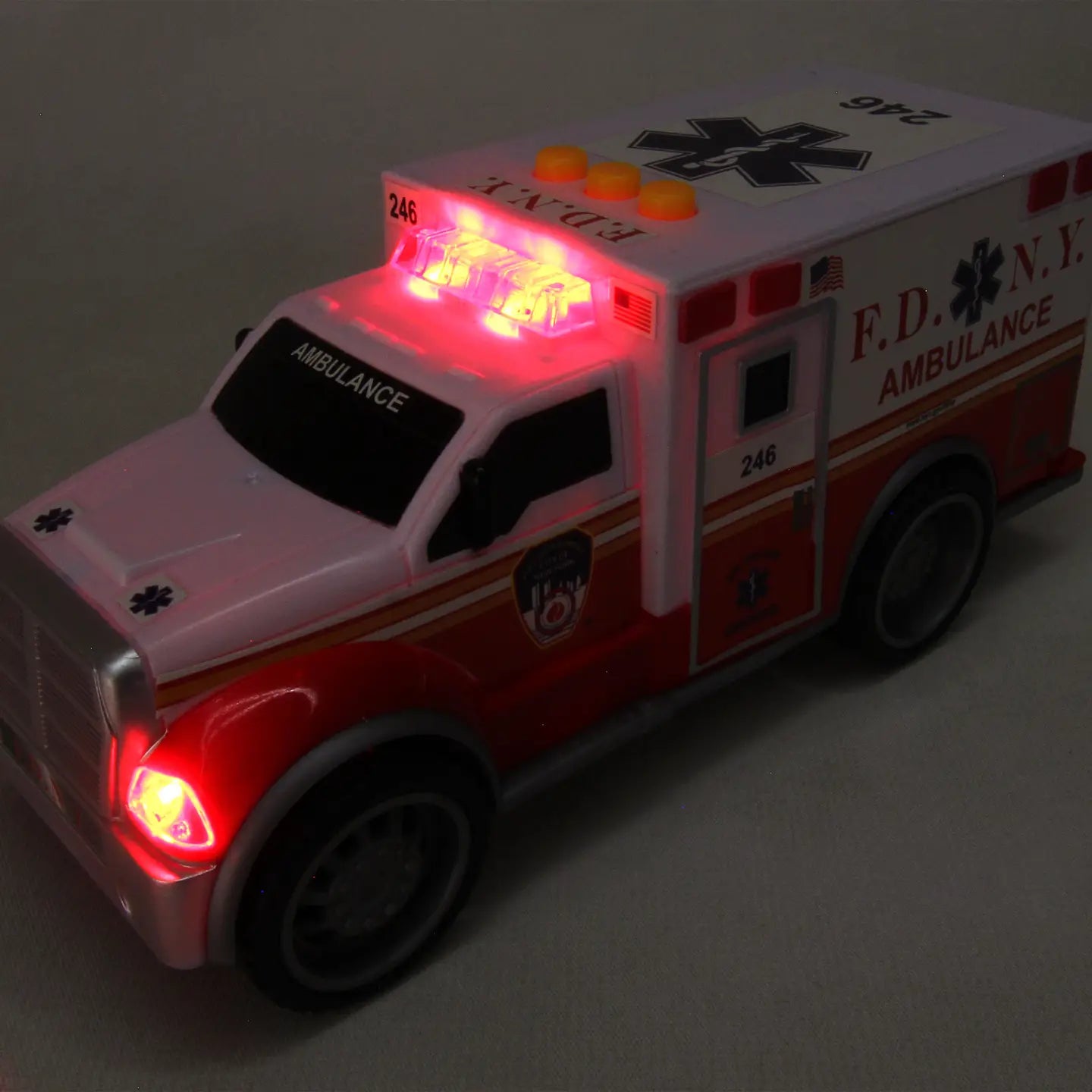Daron Toys FDNY Ambulance W/Lights & Sound - NY554772