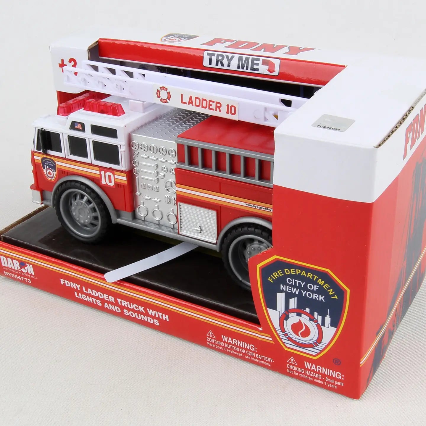 Daron Toys FDNY Firetruck W/Lights & Sound - NY554773