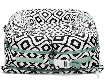 DockATot Deluxe+ Dock Infant Lounger - Mod Pod