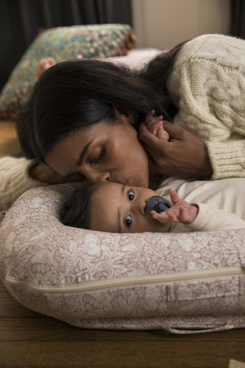 DockATot x William Morris Deluxe+ Dock Cover - Brer Rabbit - 20361-DOCK