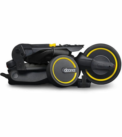 Doona Liki Trike S5 + Liki Helmet Bundle - Racing Green / Black - SP550-99-032-003-HELMET