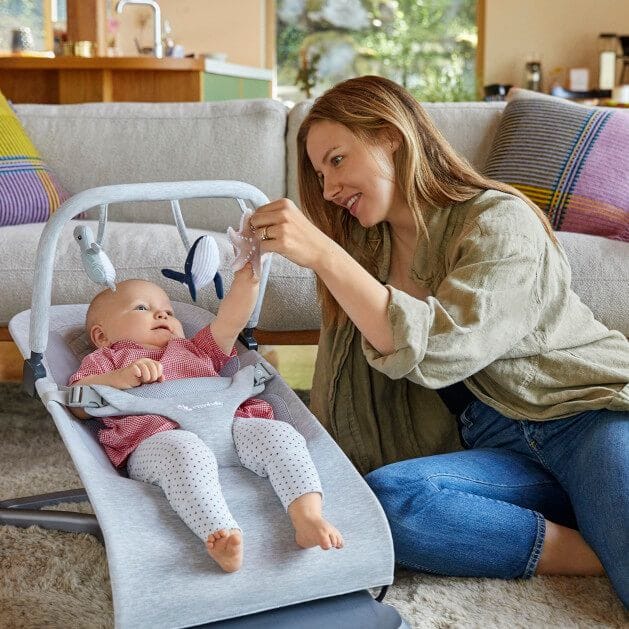Ergobaby 3-in-1 Evolve Bouncer + Toy Bar Bundle - Light Grey - EVLBNCLTGRYNA-EVLBNCTBOCNWND